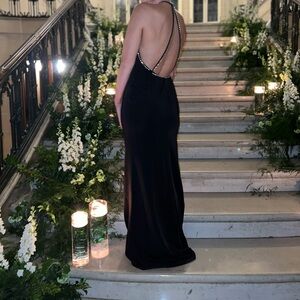 Chic Backless Black Dress
